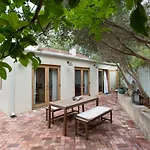 Solomon Street Cottage