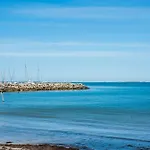 The Allegra - 180 Degree Ocean And City Views