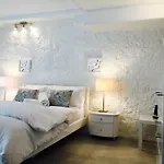 Fremantle Archway Apartments