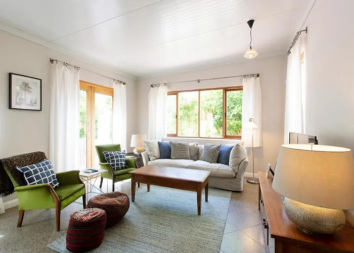 Solomon Street Cottage