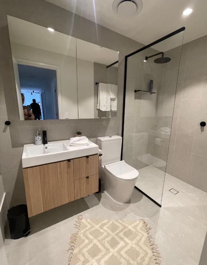 Heart Of Fremantle: Chic 2-bed In Prime Location Apartment