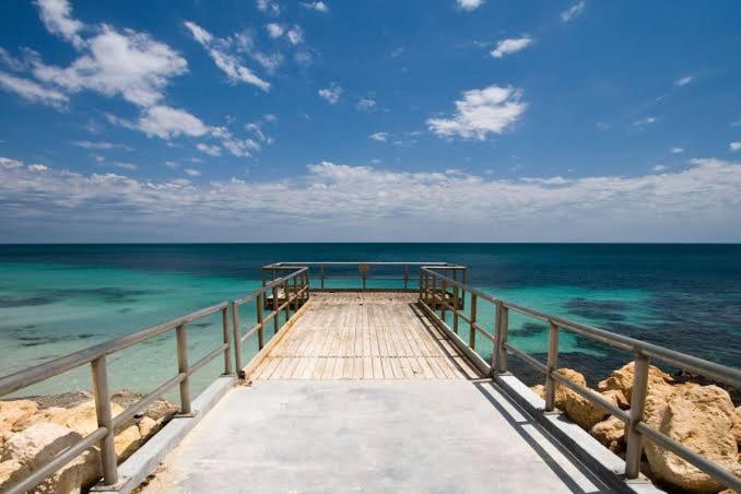 Apartment Heart Of Fremantle: Chic 2-bed In Prime Location
