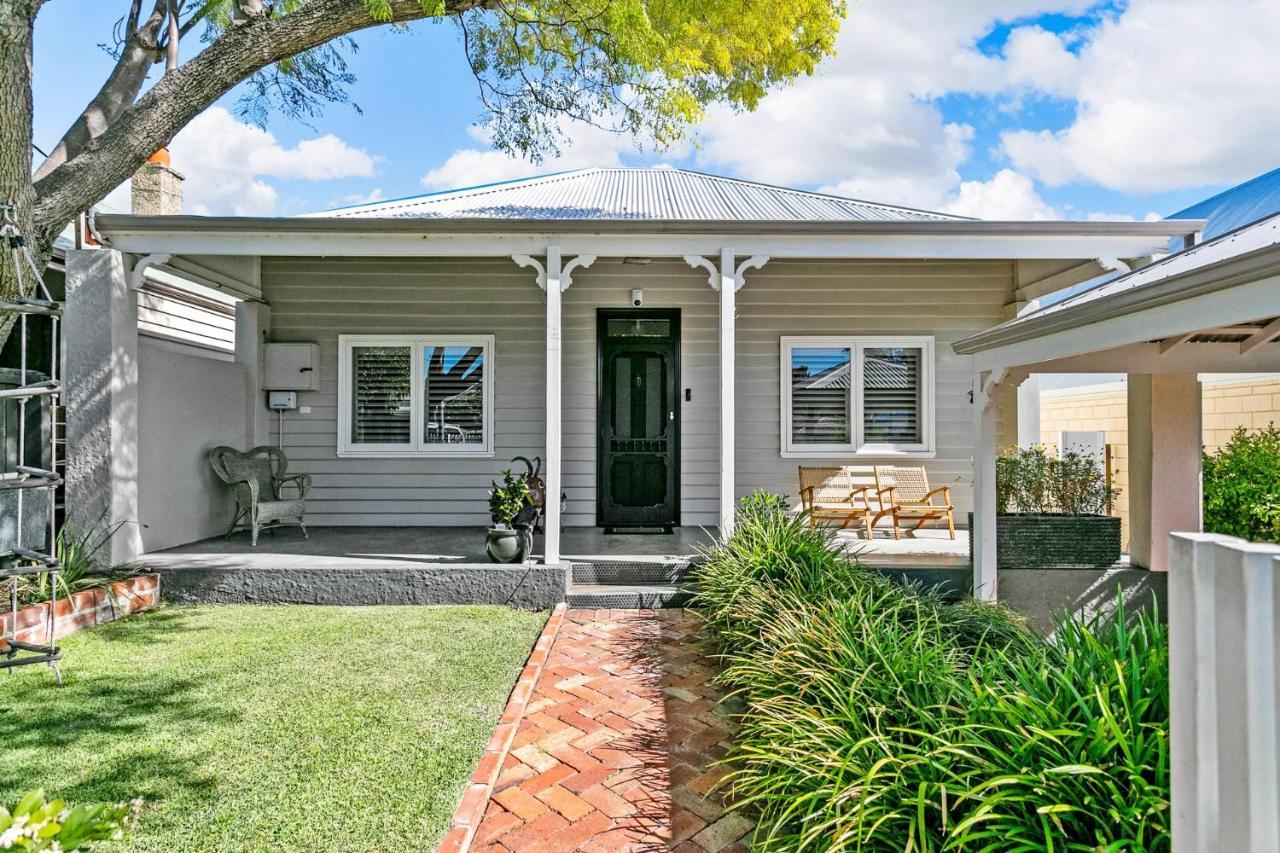 Solo42 - Mosman Park Prestige Holiday home Fremantle