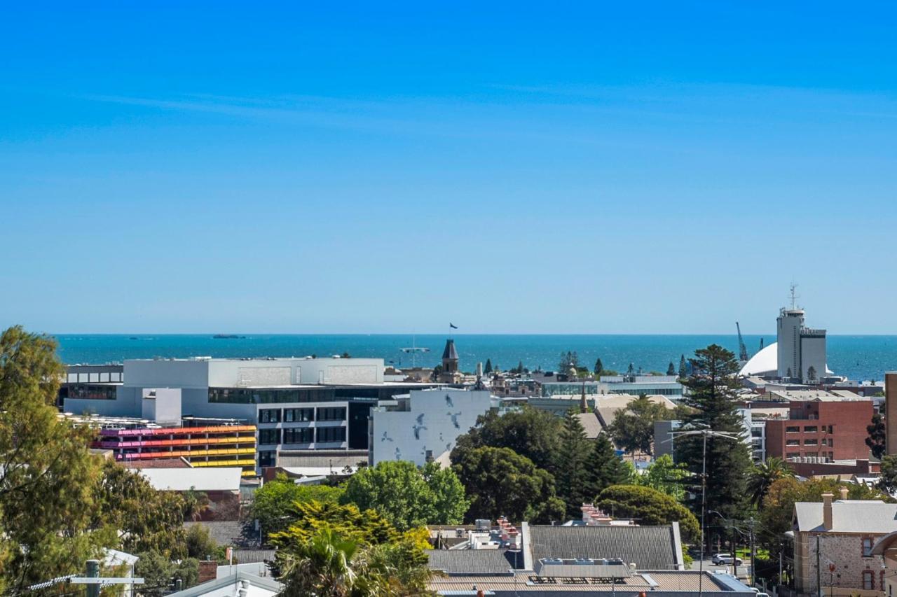 The Allegra - 180 Degree Ocean And Views Apartment