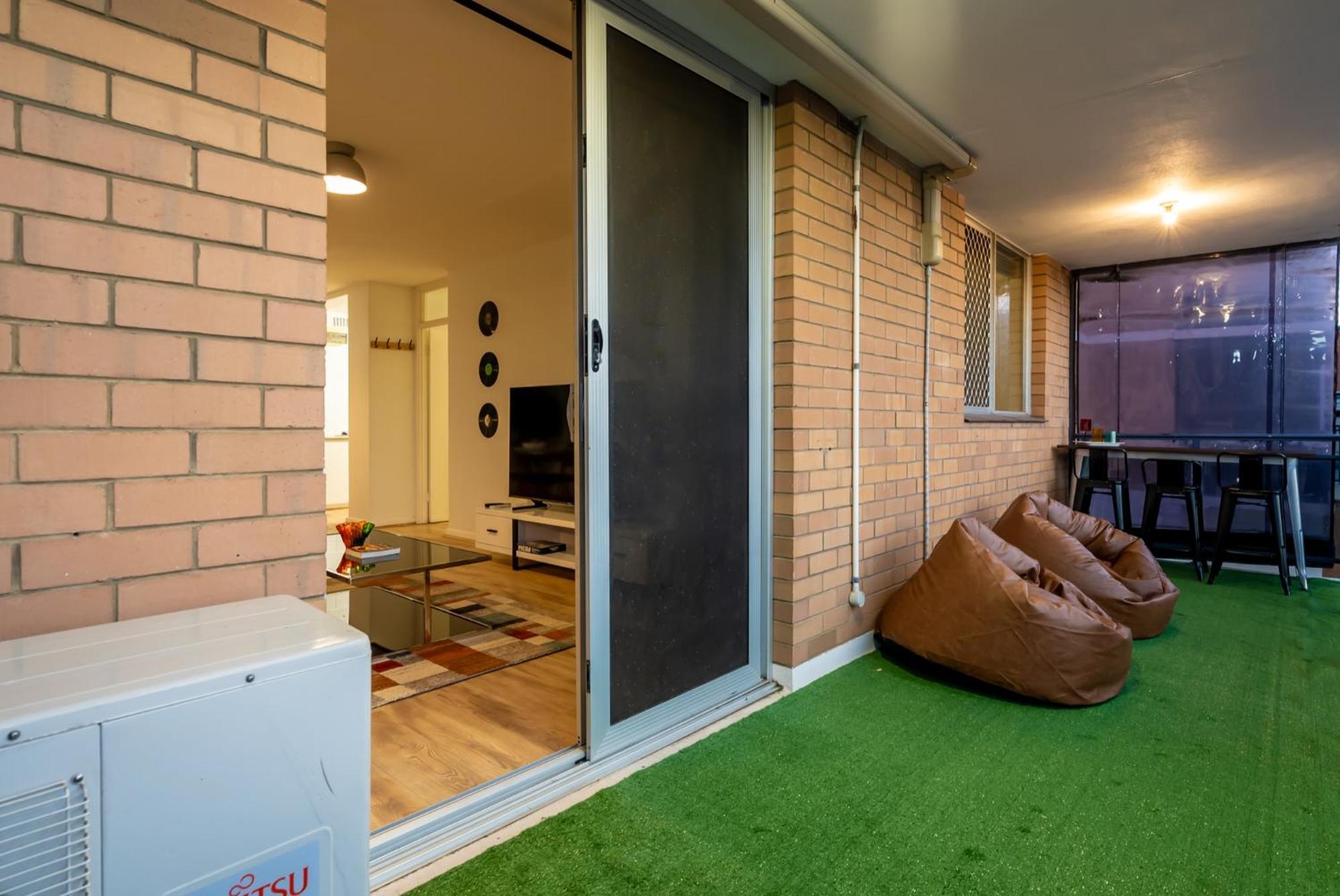East4 - Vintage Vibes East Freo 2b 1ba Apartamento *