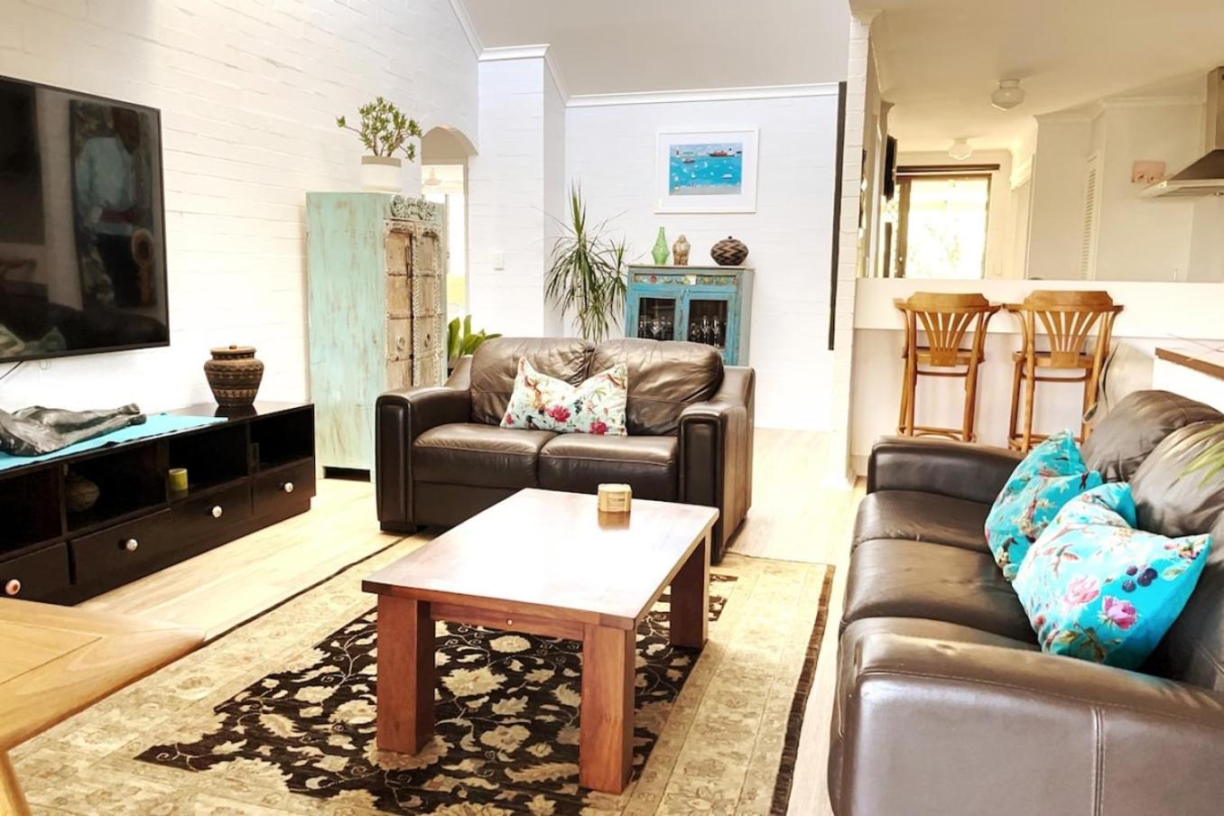 Apartment Sea Breeze Villawalk Everywheresunsets