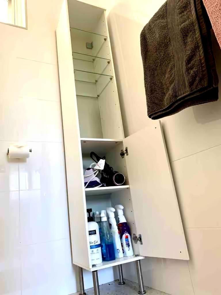 Right In Apartment *