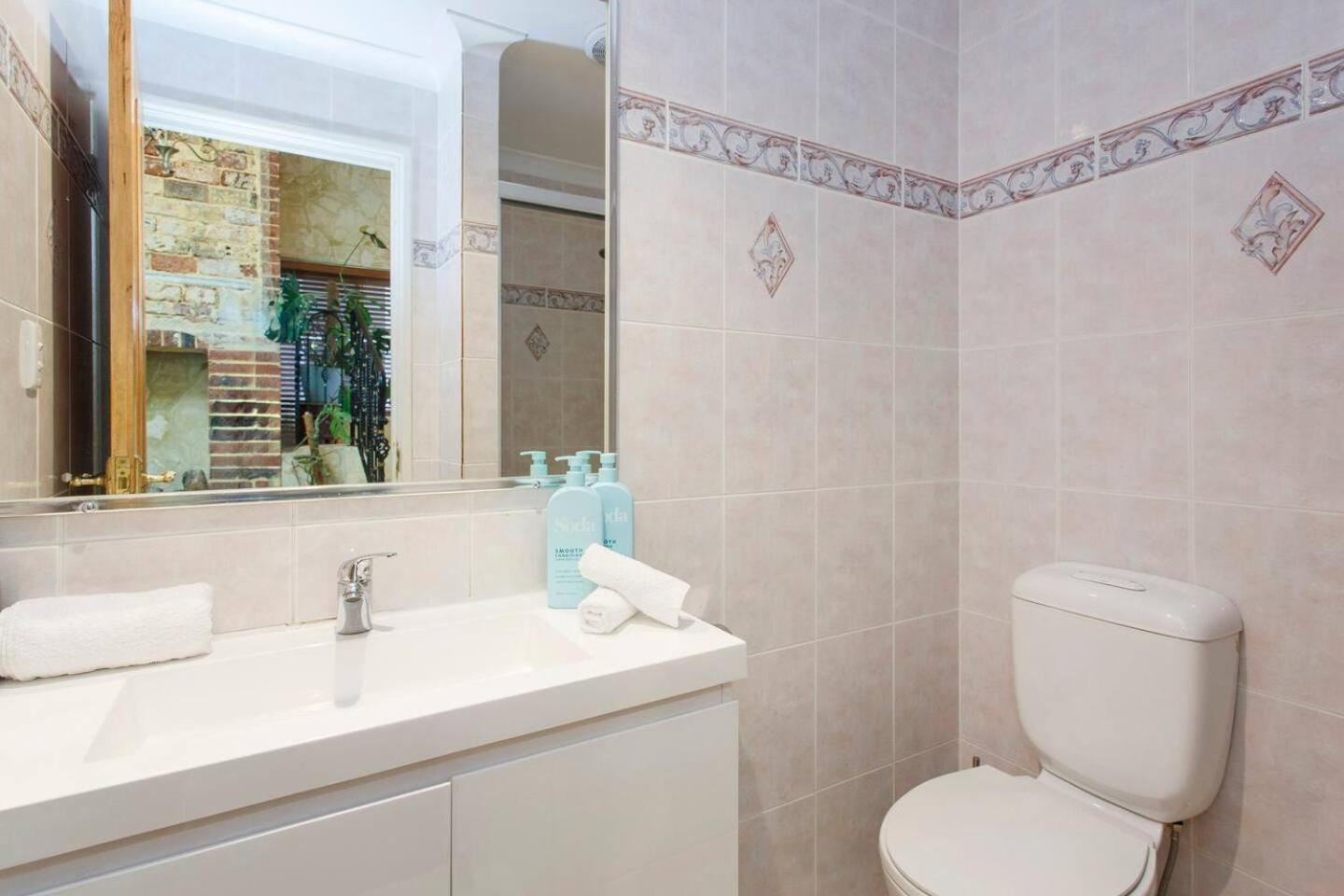 Classic Heritage Townhouse Freo Holiday home Fremantle