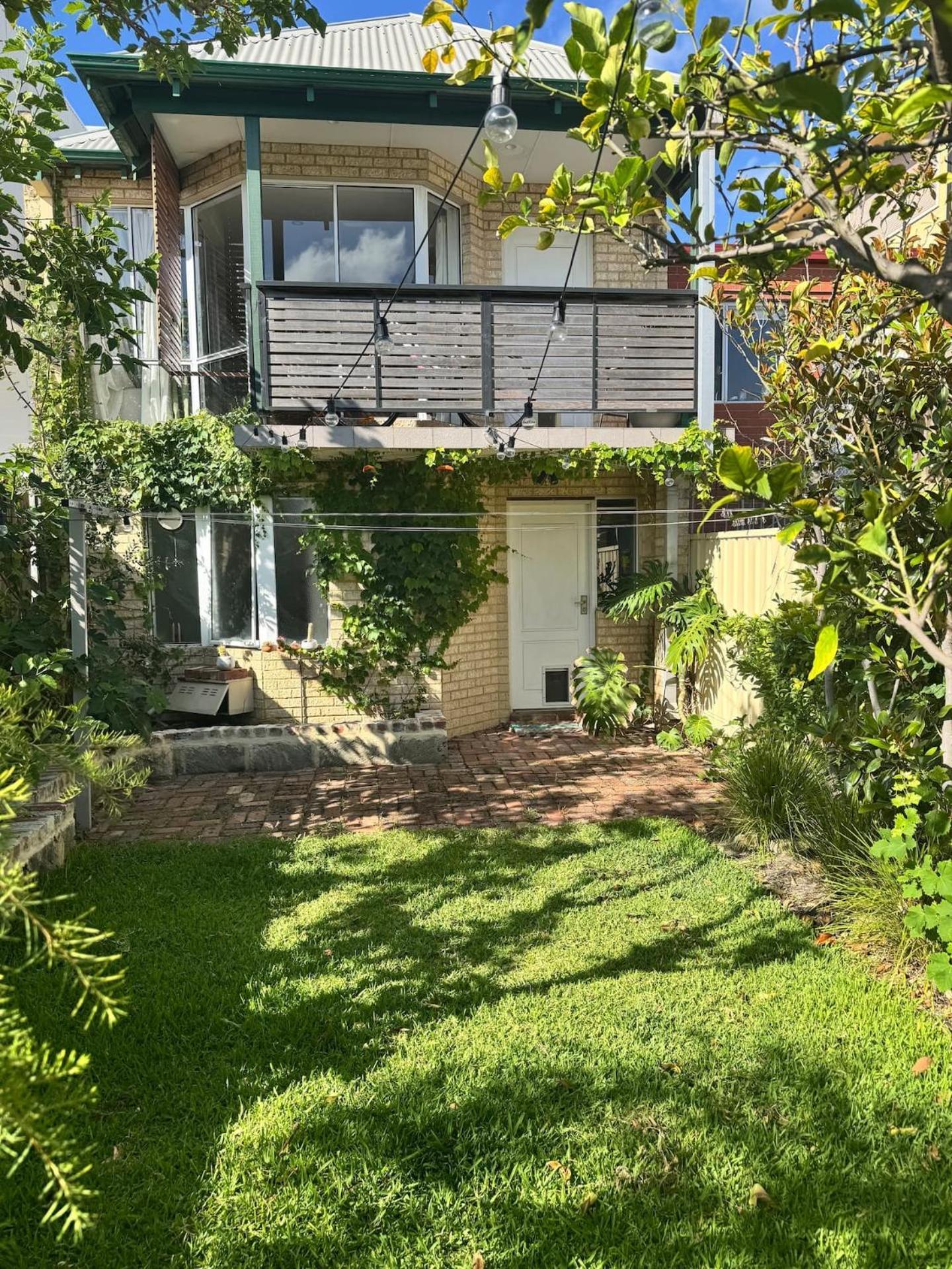 Classic Heritage Townhouse Freo