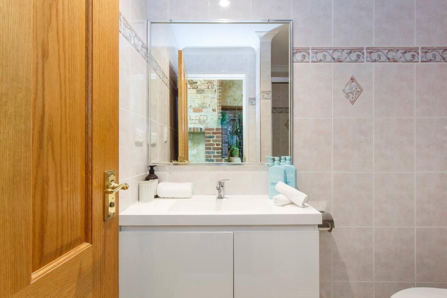 Classic Heritage Townhouse Freo Holiday home Fremantle