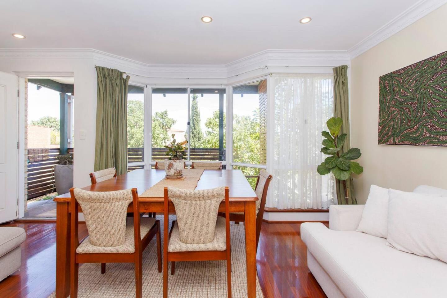Holiday home Classic Heritage Townhouse Freo Fremantle
