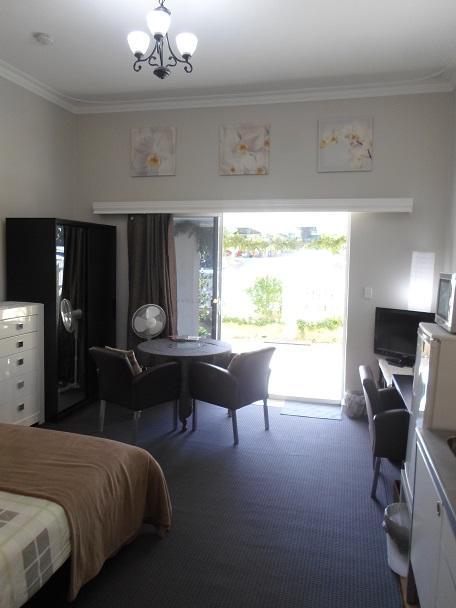3 Stirling St * Fremantle