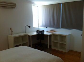Archway Apartment *