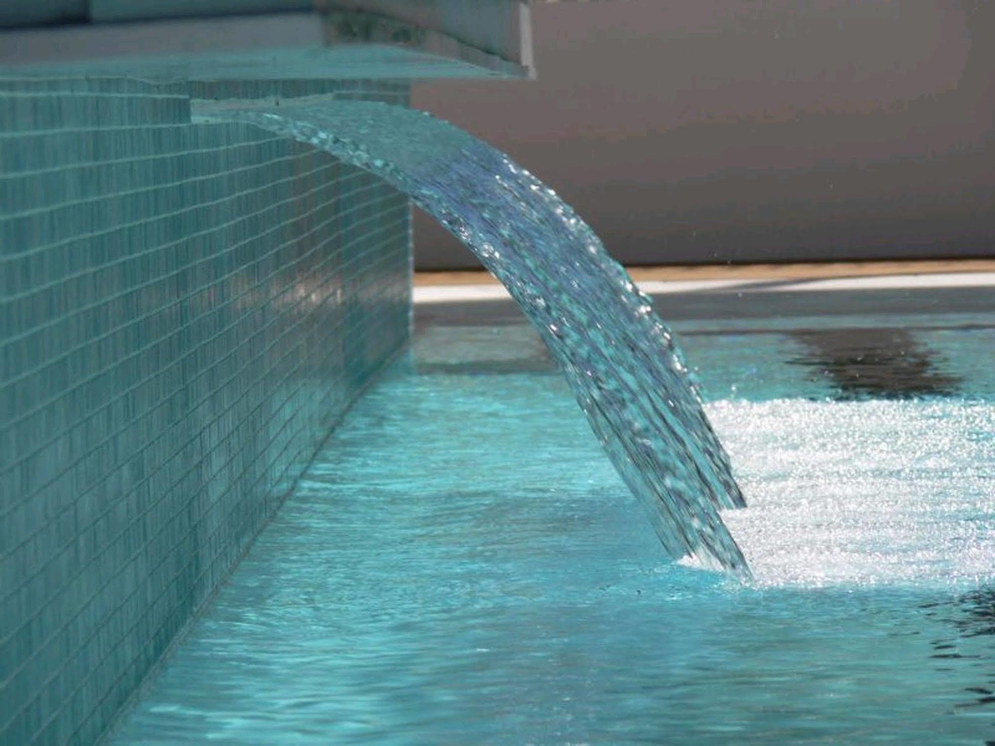Gallery Suites Aparthotel 4*