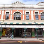 Central Fremantle Lifestyle Walk To Markets, Cafe, Bars