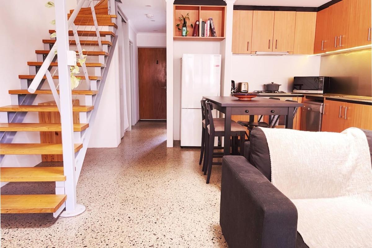 Apartment Ellens Cnr- Loft In Prime Locationwalk To Cafes *