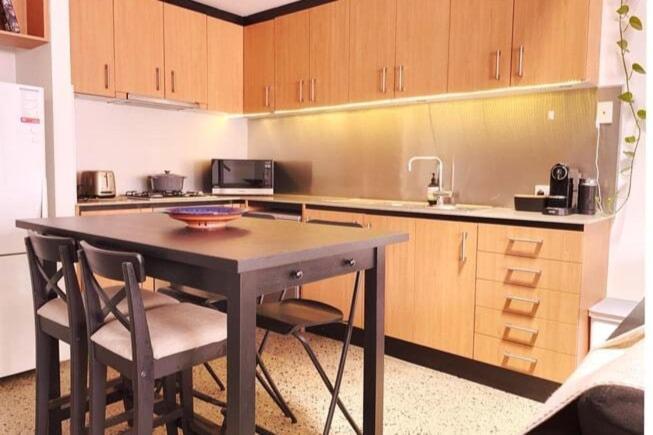 Ellens Cnr- Loft In Prime Locationwalk To Cafes *