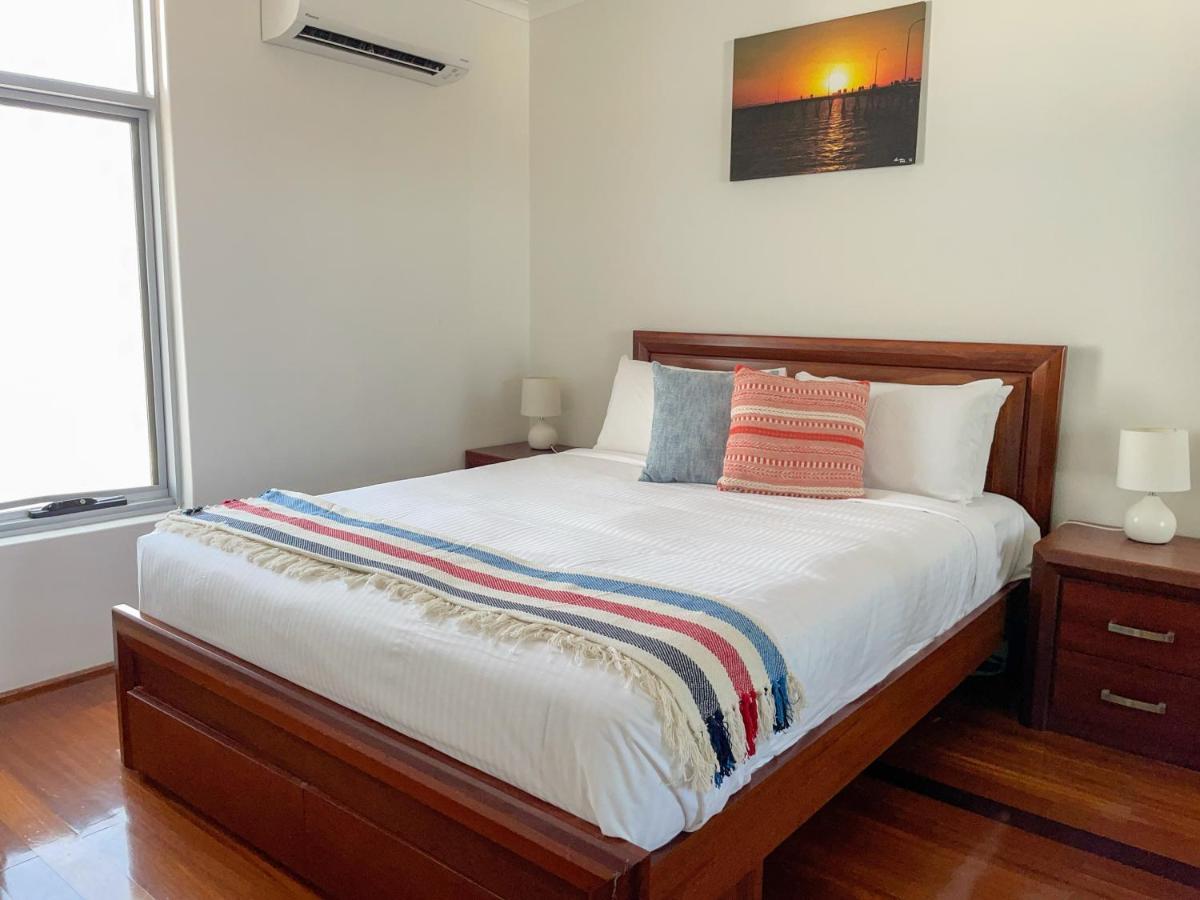 Apartment Ellens Cnr- Loft In Prime Locationwalk To Cafes *