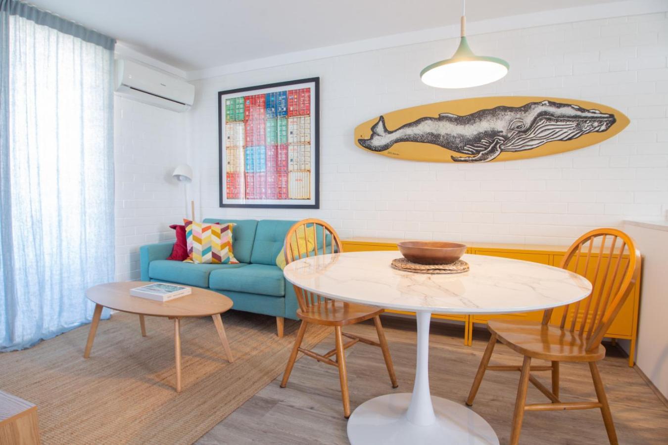 Living Apartment *