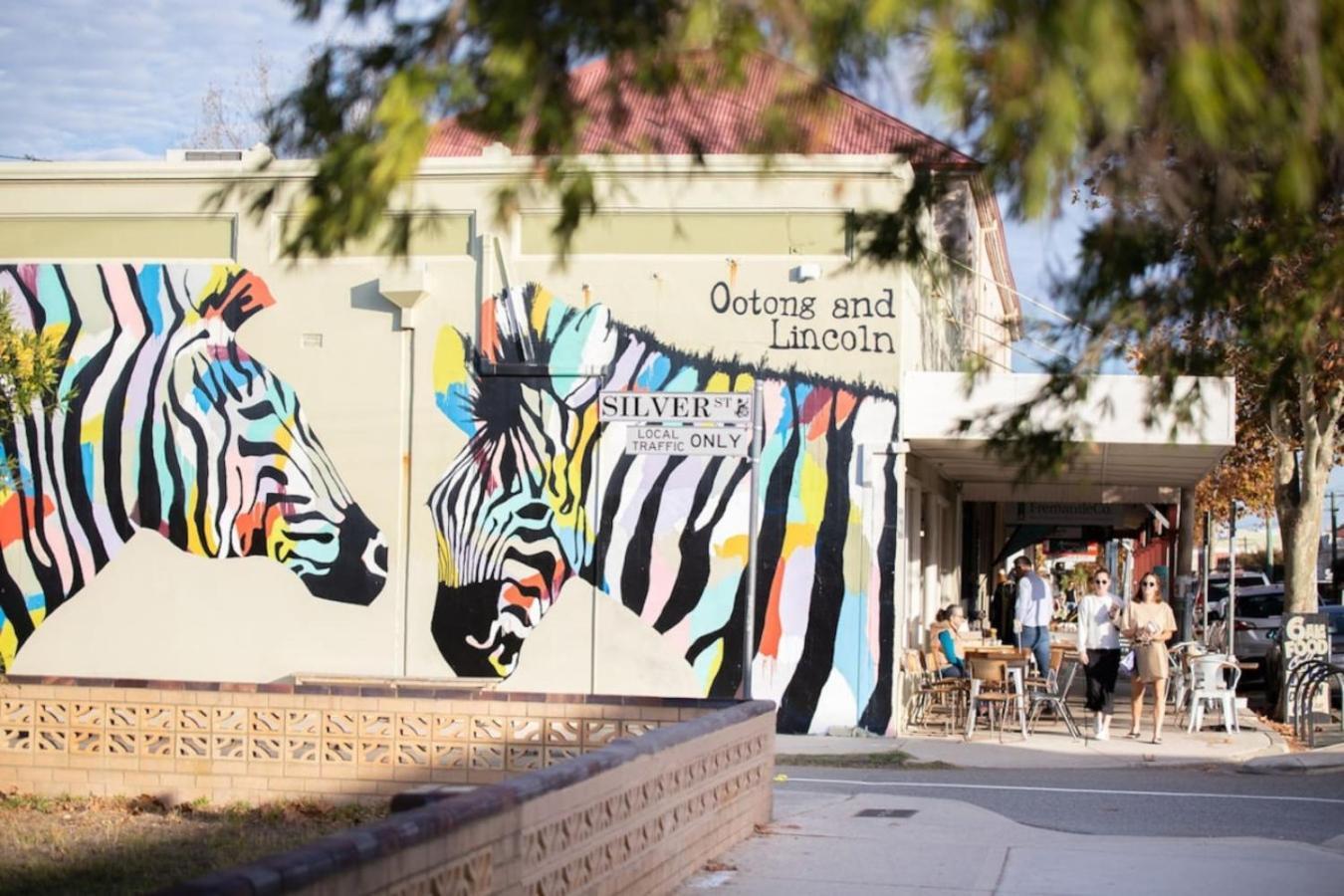 Lifestyle Walk To Markets, Cafe, Bars