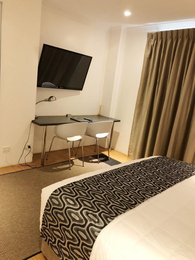 Hotel Platinum Suites 4*