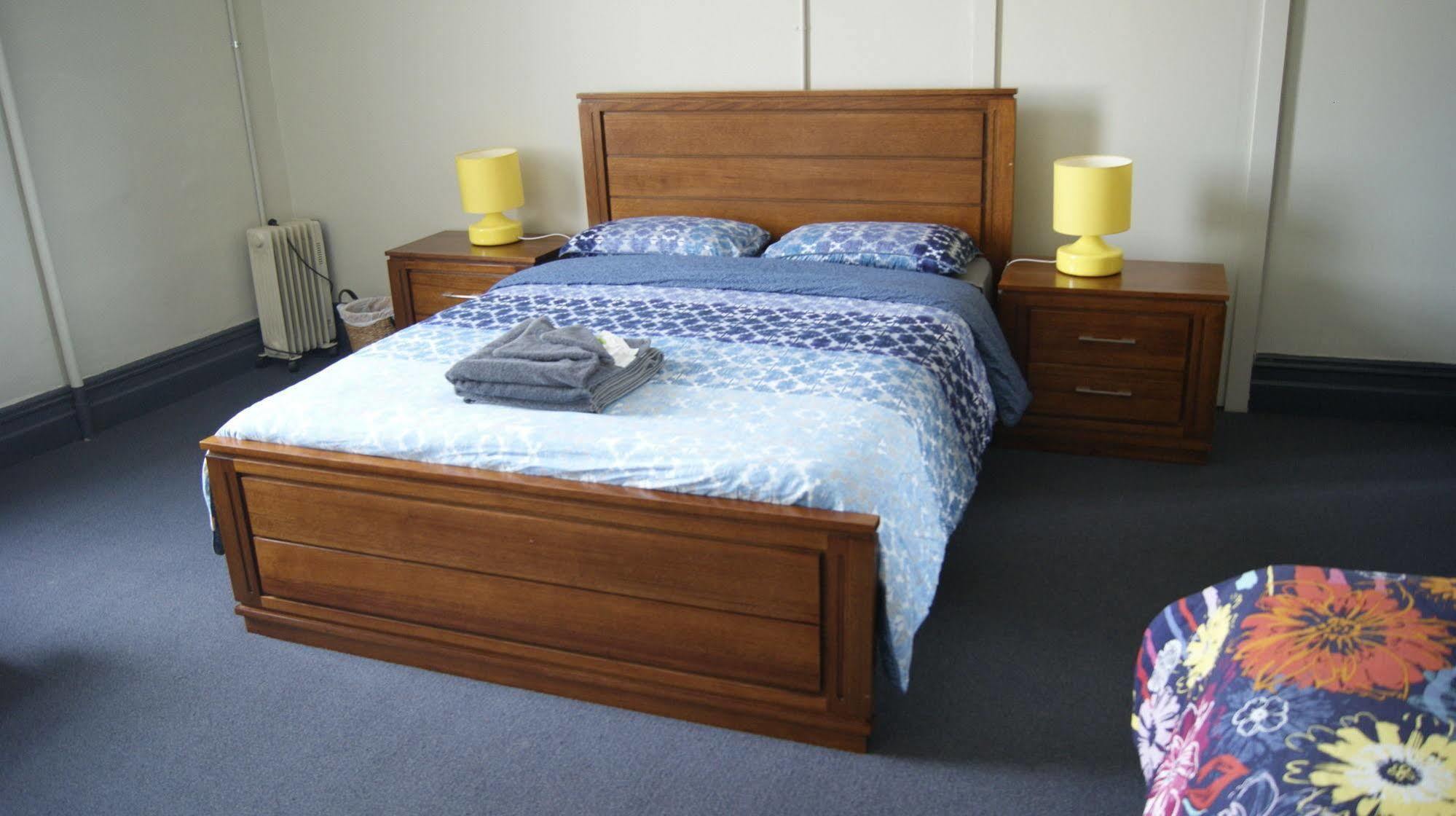Hotel Australia 2*