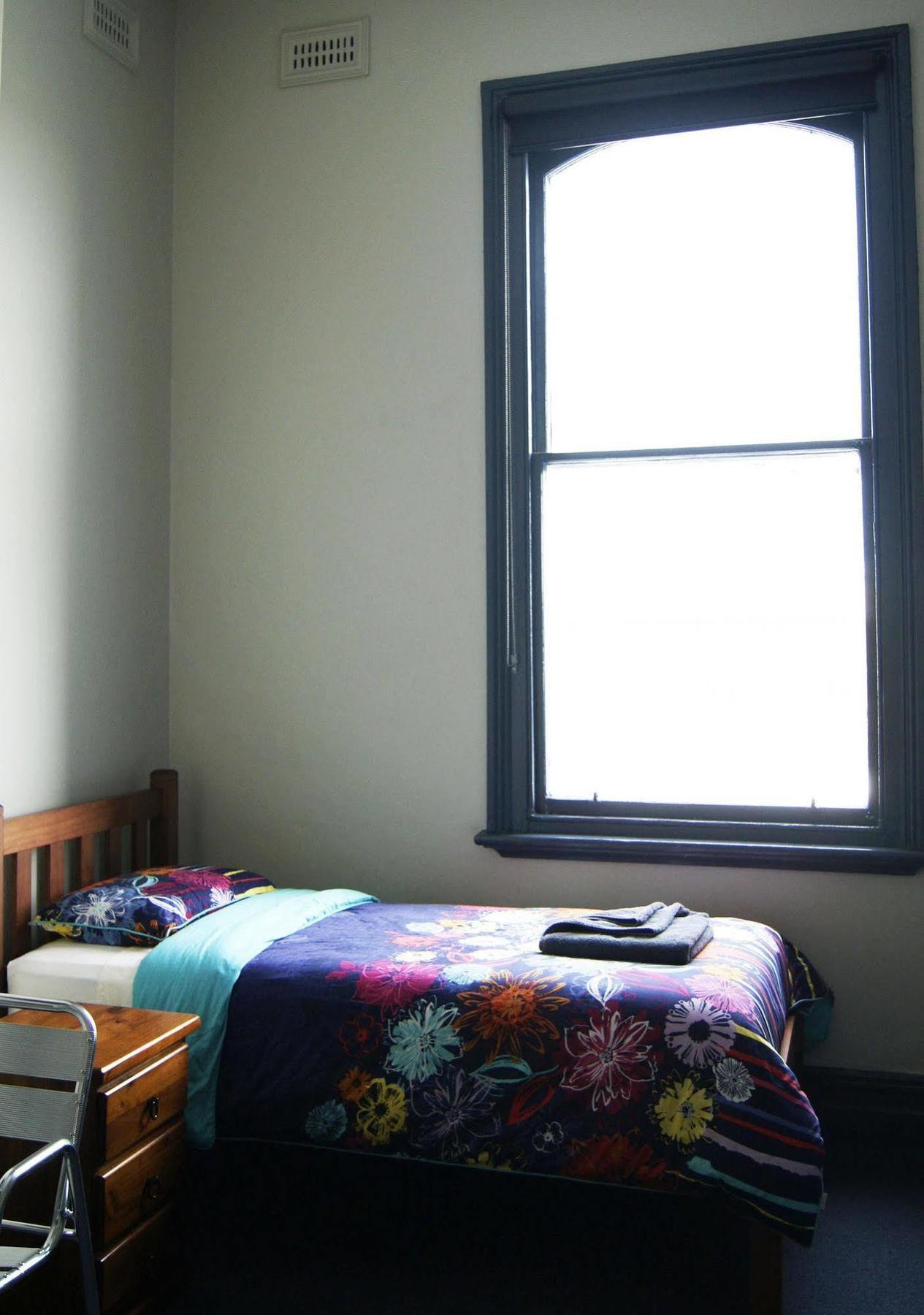 Hotel Australia 2*