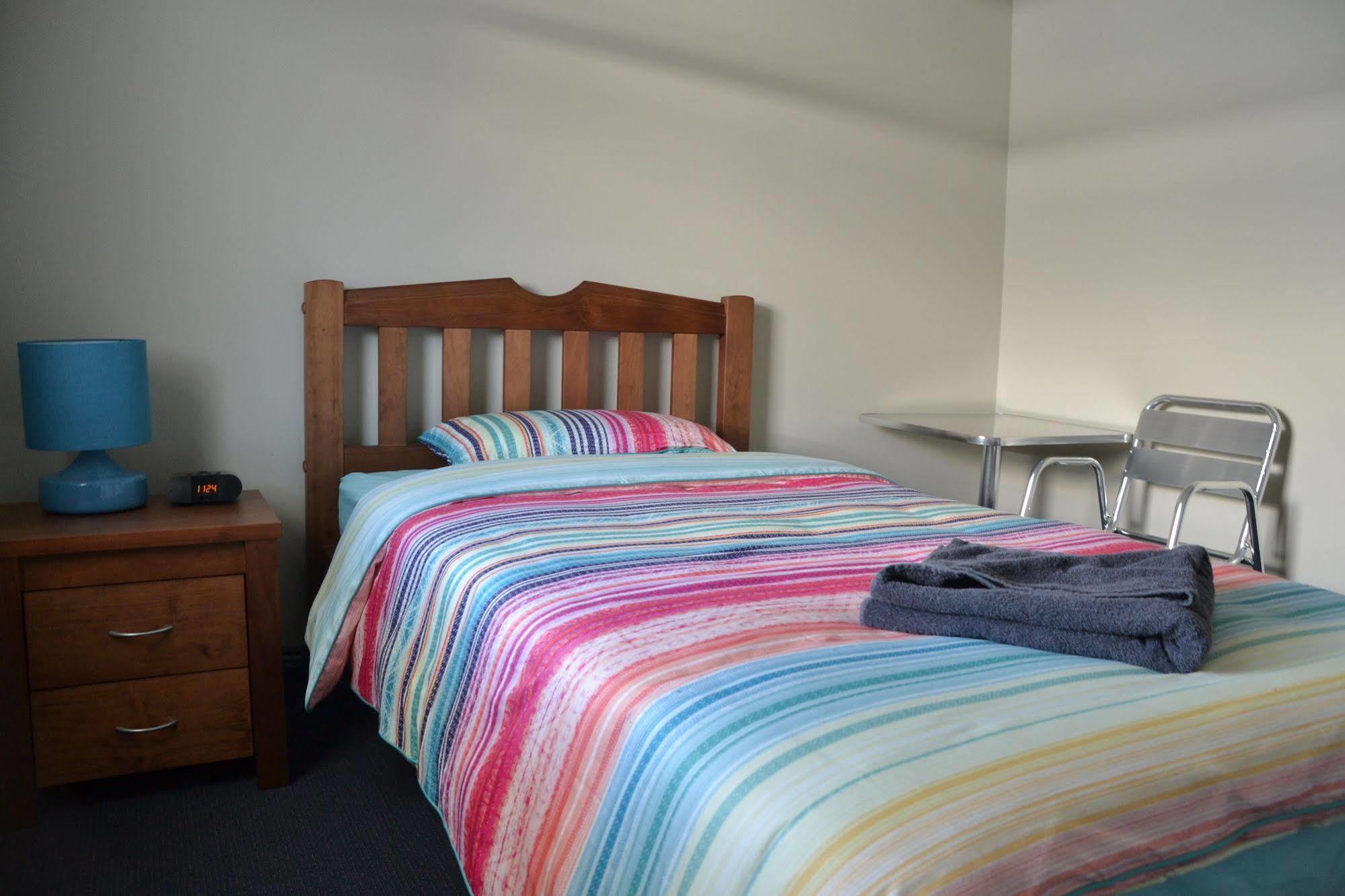Hotel Australia 2*