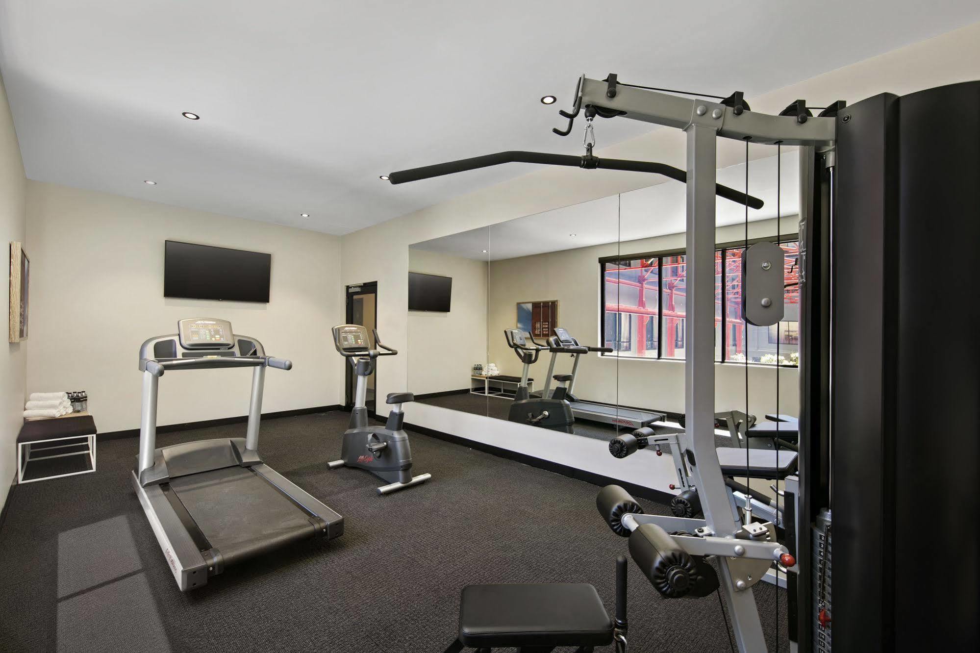 Aparthotel Quest 4*